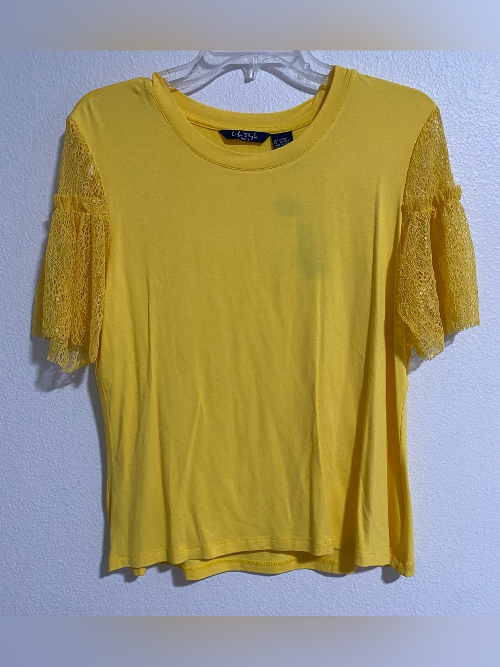 Life Style Yellow Lace Short Sleeve Viscose T-Shirt sz Petite Med NWT